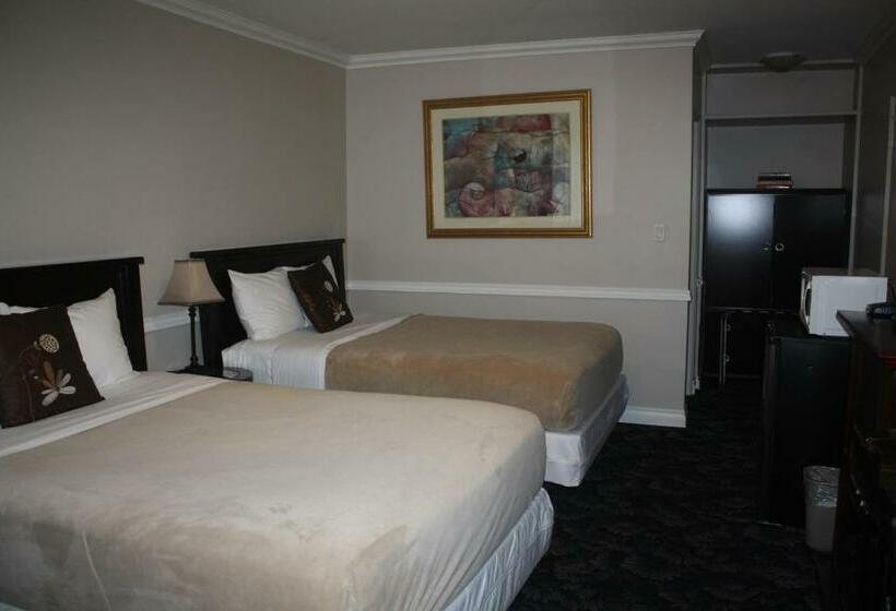 Номер Стандарт 2 Двуспальные Кровати, The Classic Horseshoe Bay Motel
