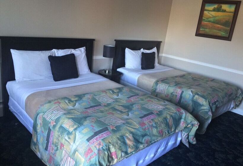 Номер Стандарт 2 Двуспальные Кровати, The Classic Horseshoe Bay Motel