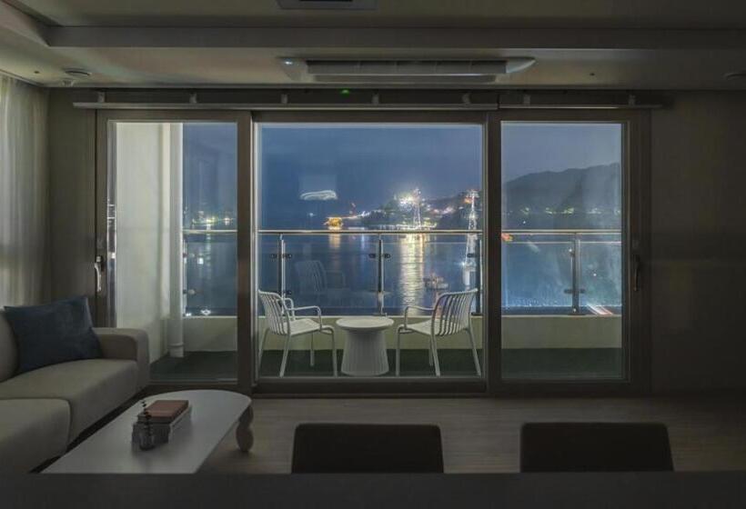 Suite with Terrace, 부산 송도 오션스테이 호텔
