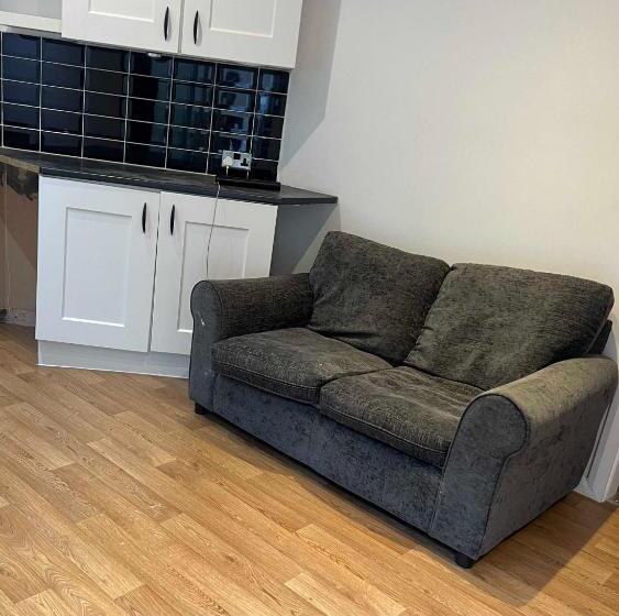 标准间, Room In Dartford
