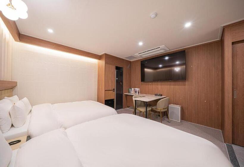 Номер Стандарт, Sangju Brown Dot Hotel Sangju Branch