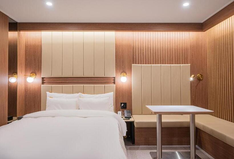 Семейный Номер, Sangju Brown Dot Hotel Sangju Branch