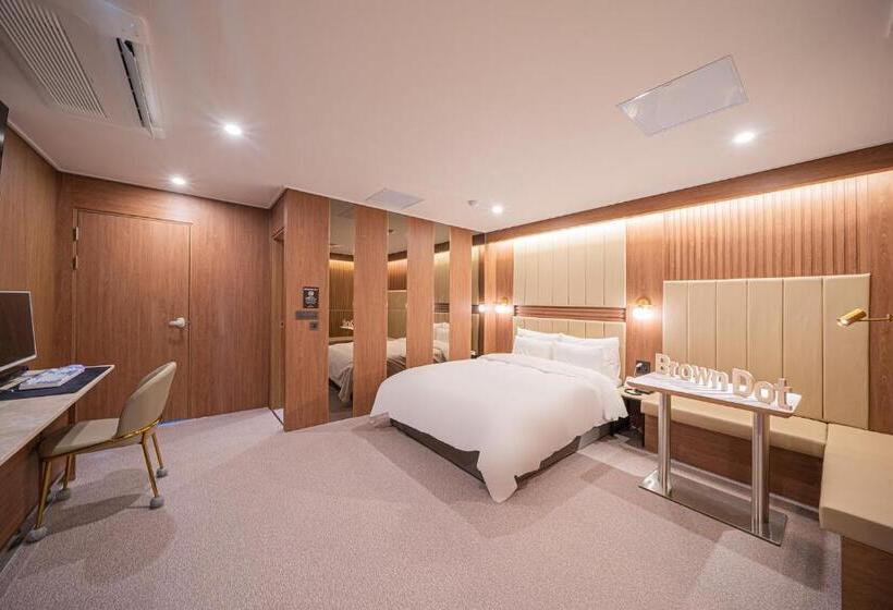 家庭间, Sangju Brown Dot Hotel Sangju Branch