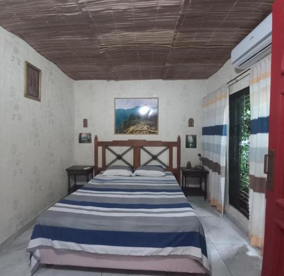 اتاق استاندارد با سرویس بهداشتی مشترک, La Petite Maison De Diana