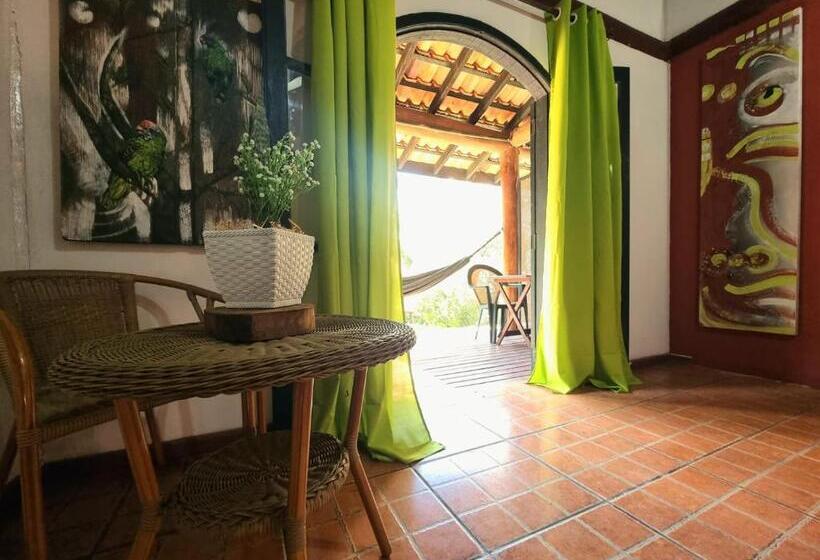 스탠다드 트리플 룸, Cabanas Espada De São Jorge