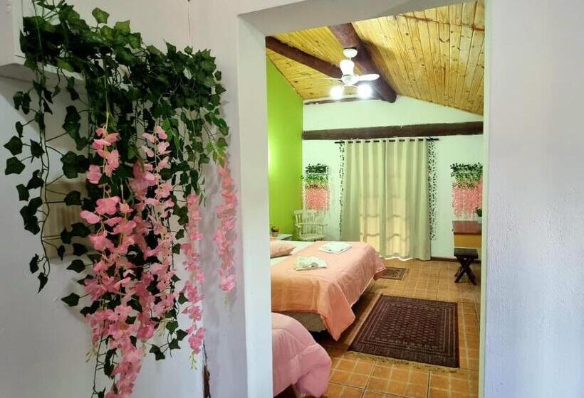베이직 3인 룸, Cabanas Espada De São Jorge