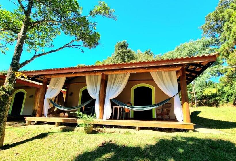 컴포트 트리플 룸, Cabanas Espada De São Jorge