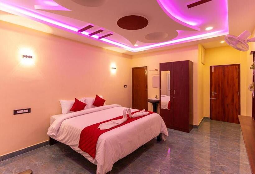 سوییت اجرایی, Auro Beach Resort
