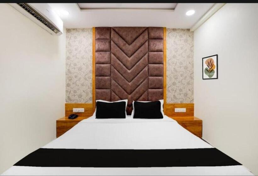 اتاق استاندارد, Sagun Inn Cg Road