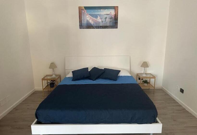 Номер Стандарт с Балконом, Maison Margot