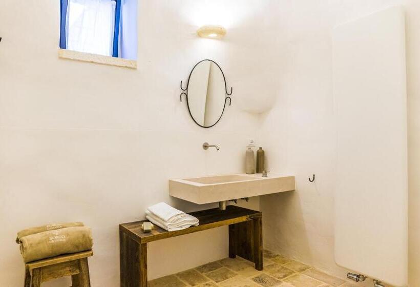 اتاق سوپریور, Borgo Canonica