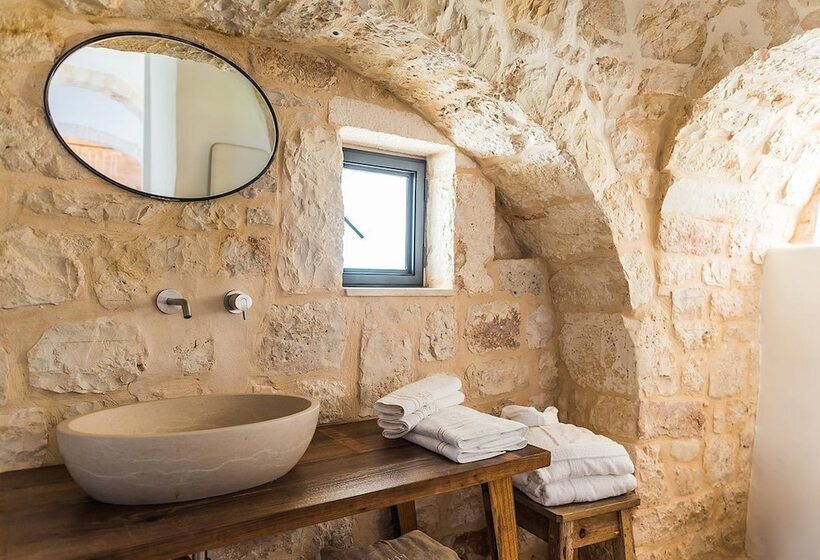 سوییت, Borgo Canonica
