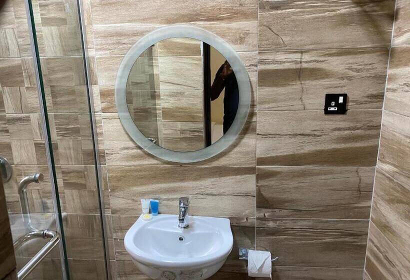 آپارتمان 1 خوابه, Box Residence