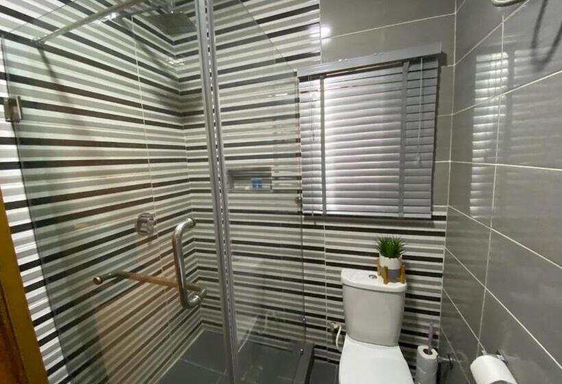 آپارتمان 2 خوابه, Box Residence