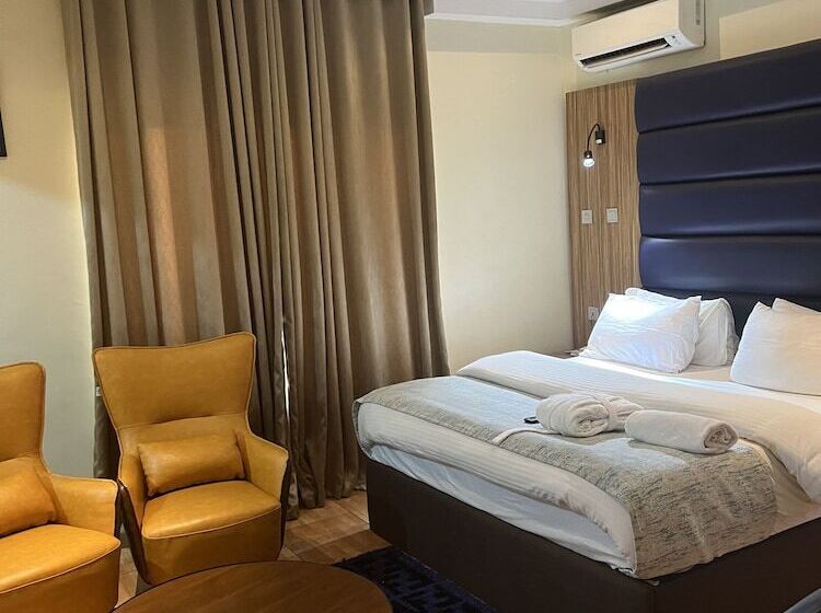 استودیوی سوپریور, Box Residence