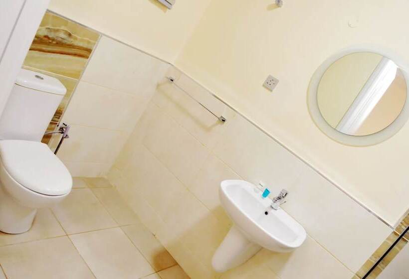استودیوی سوپریور, Box Residence