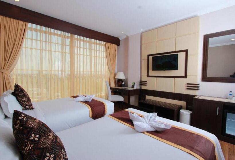 Номер Deluxe, Royal Darmo Malioboro