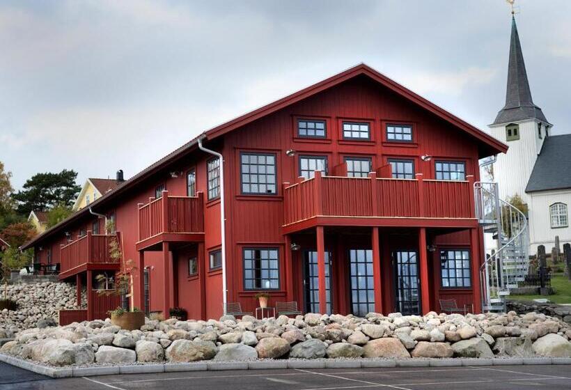 Полулюкс, Slipens Hotell