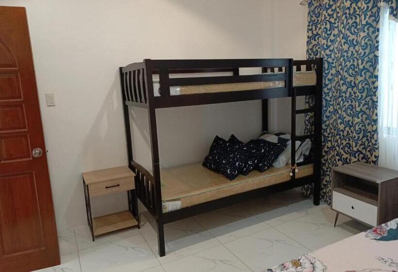تختخواب در اتاق مشترک, Drage Tourist Inn