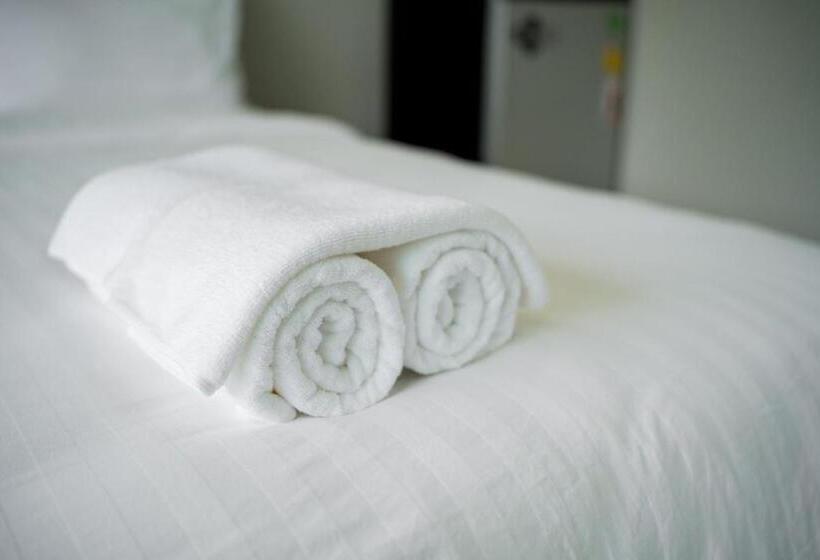 اتاق استاندارد با تخت بزرگ, Meena Resort มีนารีสอร์ท