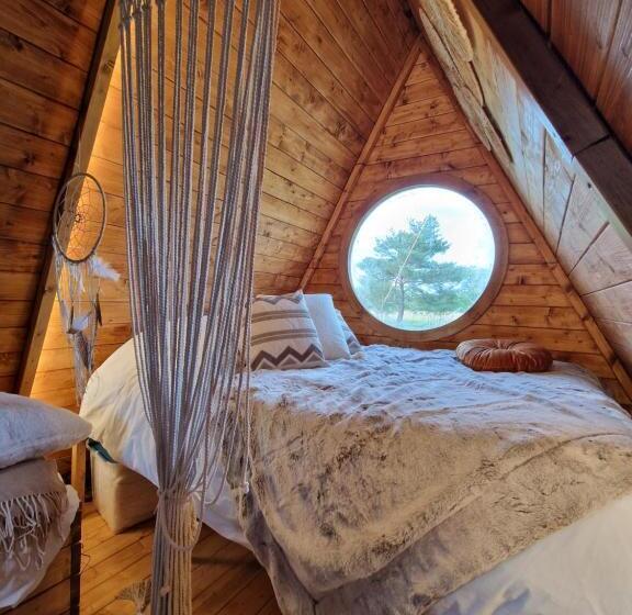 Семейный Номер, Cabane Indiana   Spa Du Souffle Du Saule
