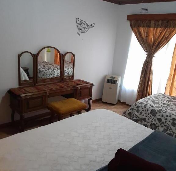标准间, Mantombi S Guest House