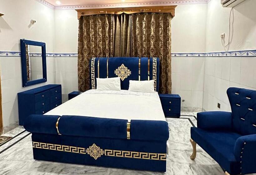 اتاق لوکس, Istanbul Inn