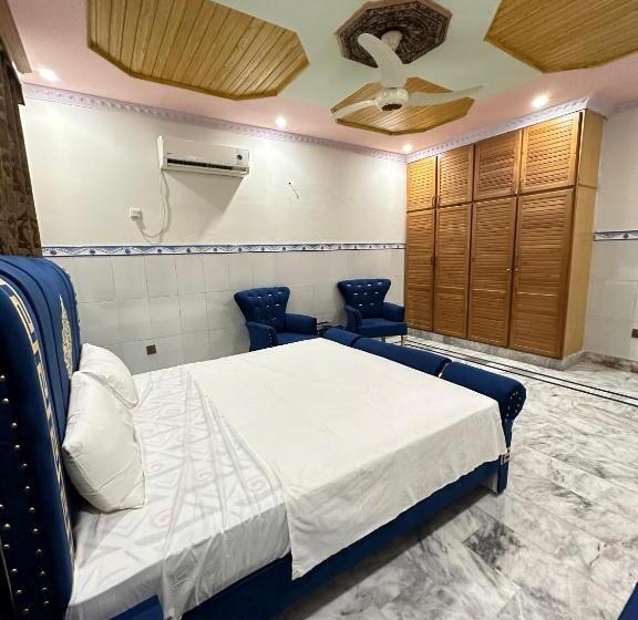 اتاق لوکس, Istanbul Inn