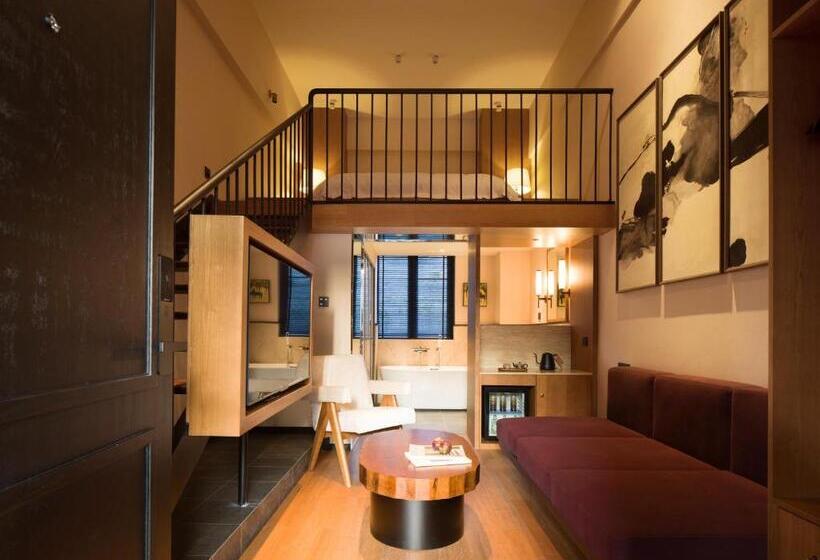 اتاق لوکس, Vintage Attic Hotel Of Chongqing