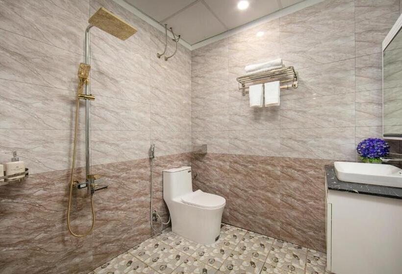 تختخواب در اتاق مشترک, Hanoi Airport Inn & Suites