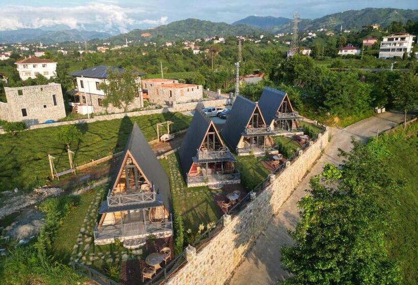 Четырехместный Номер Стандарт, çicek Bungalov