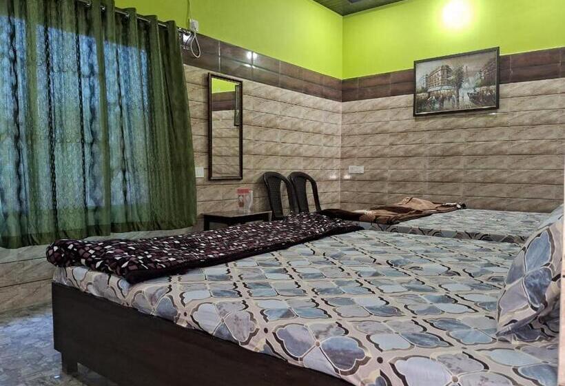 Семейный Номер Deluxe, Tirupati Bhawan