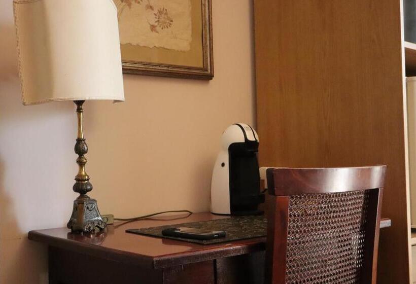 اتاق استاندارد با تراس, Guest House La Palazzina