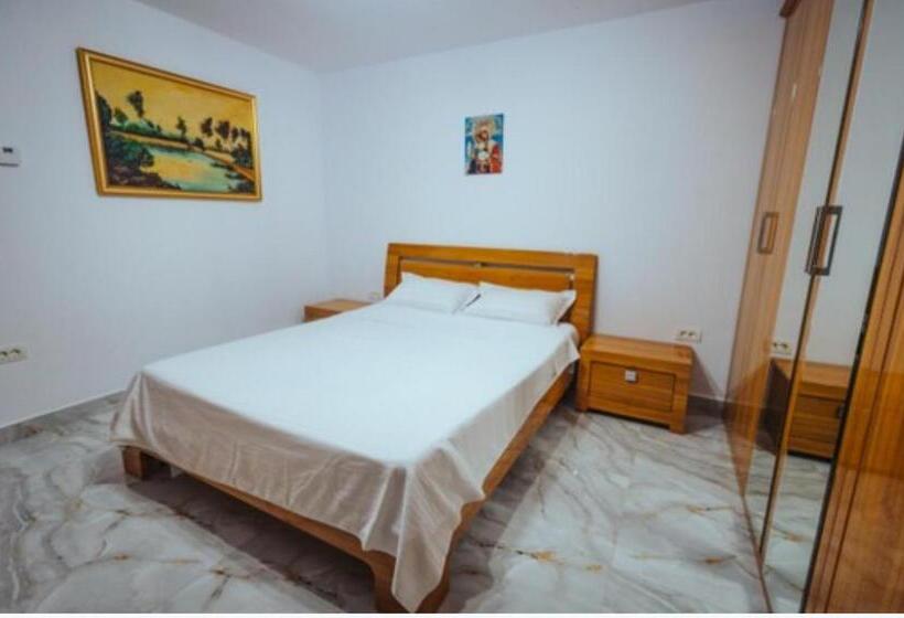 Номер Deluxe, Casa Radu