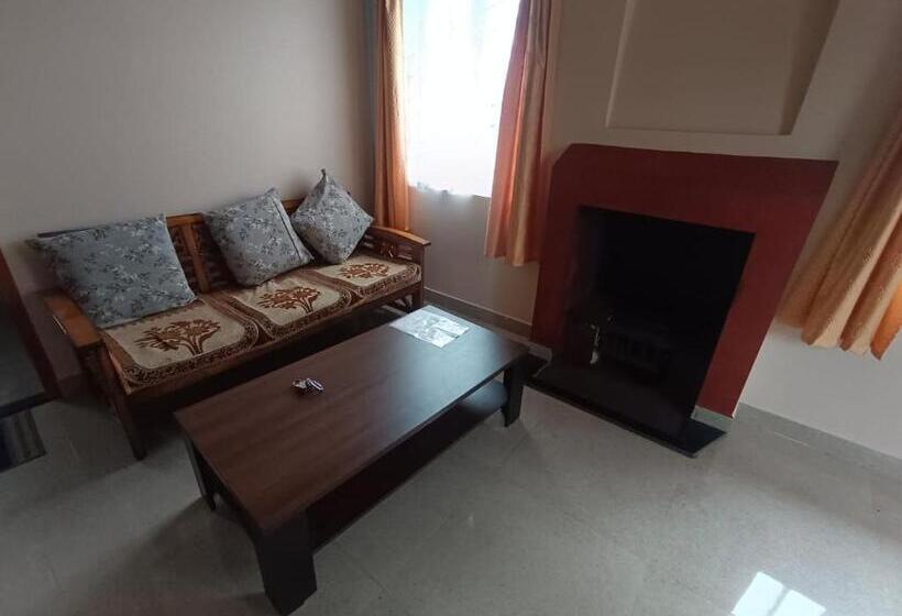 标准三人间, Sohra Plaza Resort