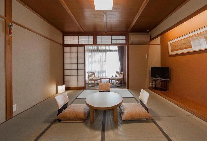 Номер Стандарт Четырехместный Совместный Санузел, Onsen Guesthouse Aobatonosu