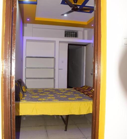 Номер Стандарт, Gurudham Guest House