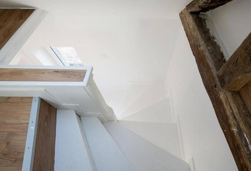 Apartamento 2 Dormitórios, Villa Robs   Appartements Tout Confort, Tv Connectée, Haut Débit, Localisation Idéale   Courts Séjou