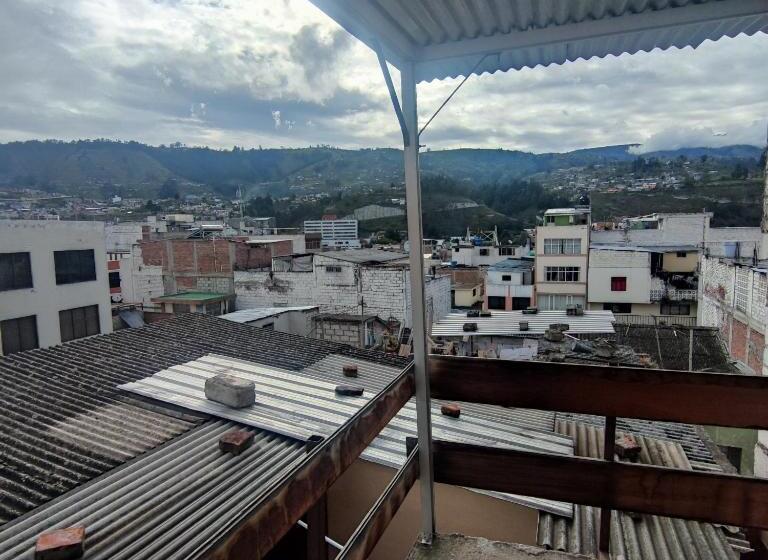 Номер Стандарт с Террасой, Conexión Urbana En El Centro De Ambato