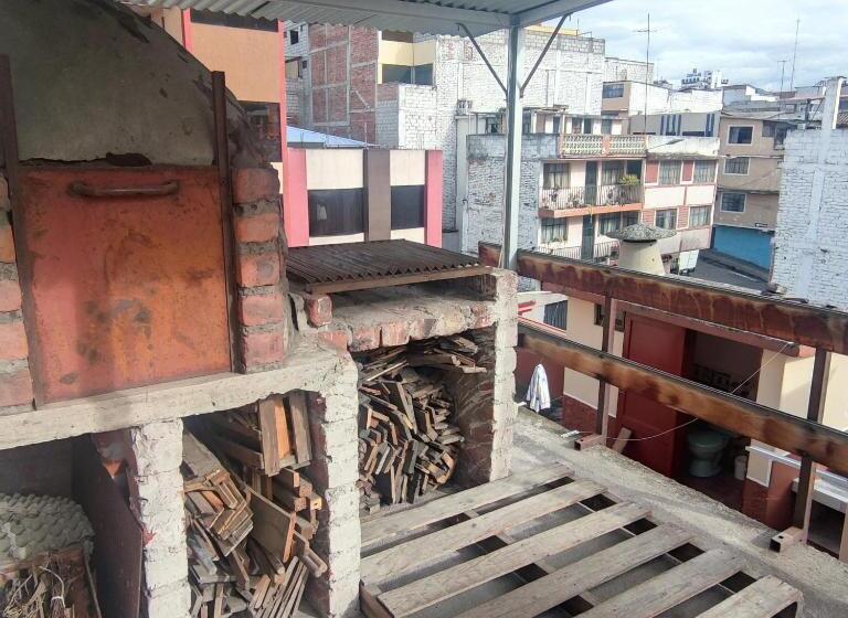 Номер Стандарт с Террасой, Conexión Urbana En El Centro De Ambato