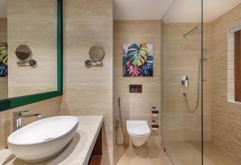 اتاق پرمیوم, Holiday Inn Resort Kathmandu Budhanilkantha, An Ihg