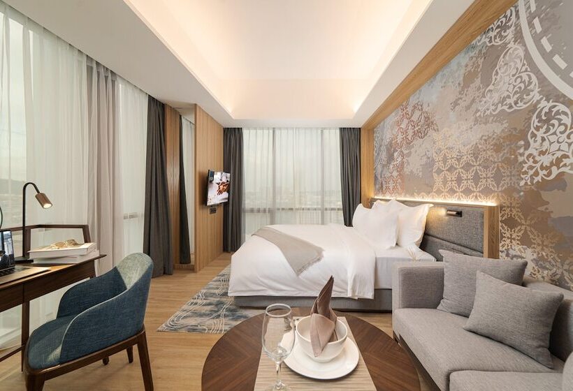 Студия Премиум, Oakwood Hotel & Apartments Grand Batam