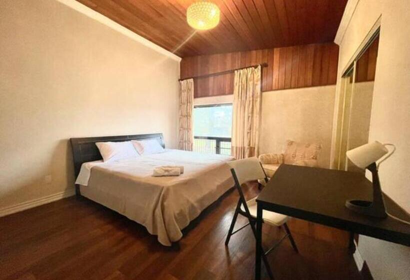 Номер Economy, Vihome 368  Quiet House Near Bayview Village And Subway