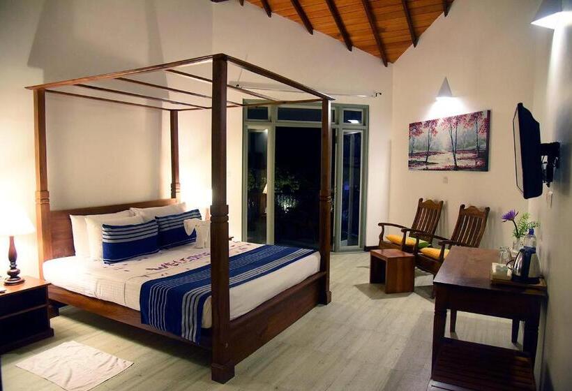 발코니 디럭스 룸, Silent Garden Ayurveda Health Resort