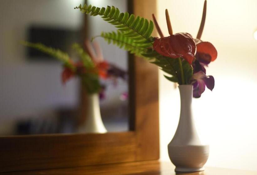 발코니 디럭스 룸, Silent Garden Ayurveda Health Resort