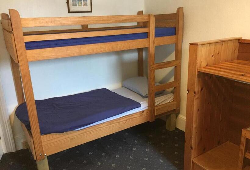 스탠다드 4인용 룸 공용 욕실, Totland Youth Hostel