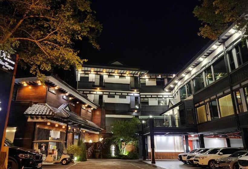 سوییت خانوادگی, Tangyue Resort
