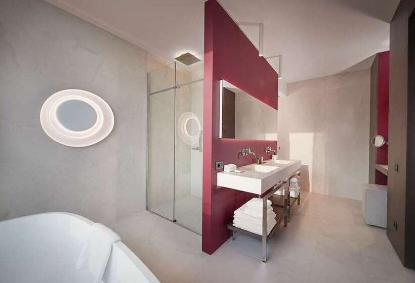 Президентский Люкс, Grand Hotel Des Sablettes Plage, Curio Collection By Hilton