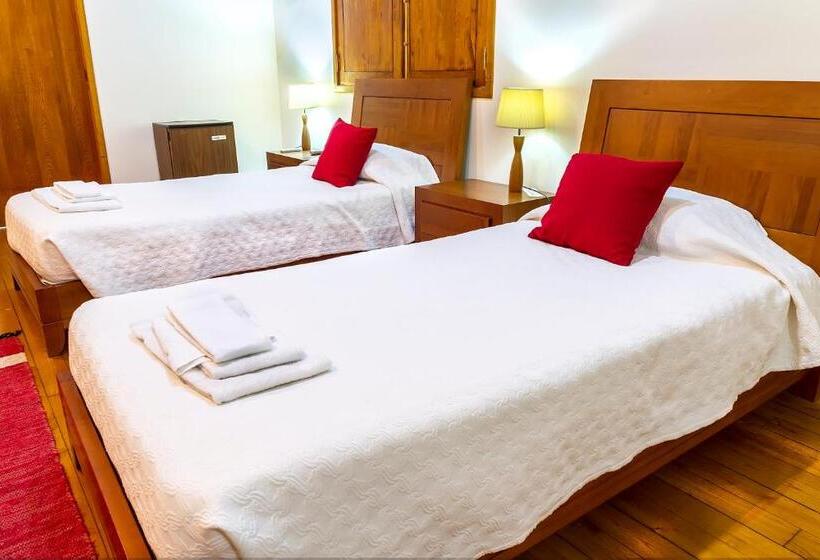 Семейный Номер, Hostel Carvalho
