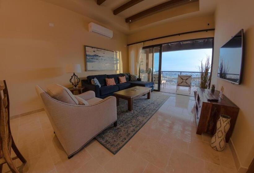 ２ベッドルームアパートメント, Quivira Los Cabos Condos & Homes   Vacation Rentals